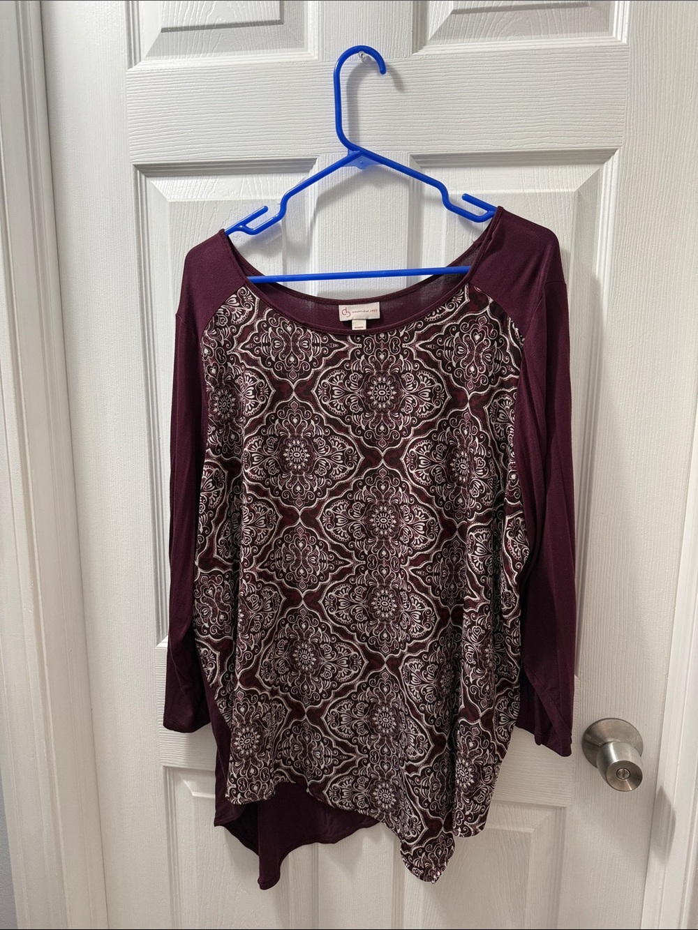 Soft Printed Raglan Women's Top - Plum